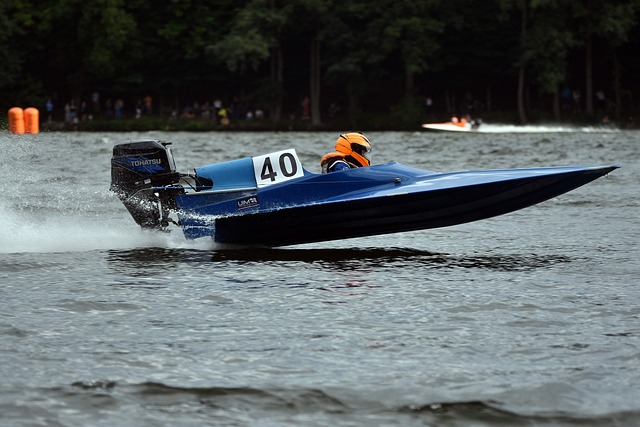随着她不断 随着她不断